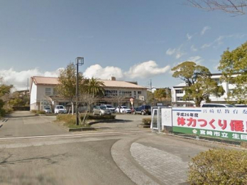 �@�{��s�����ڑ䒆�w�Z:812m