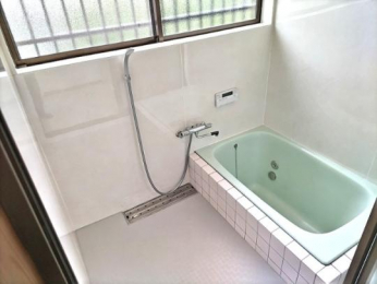 �@�o�X�^�V�����[