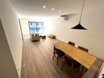 ���r���O�@-