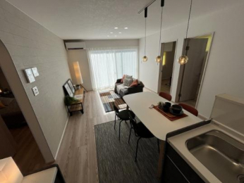 �@�����E���r���O