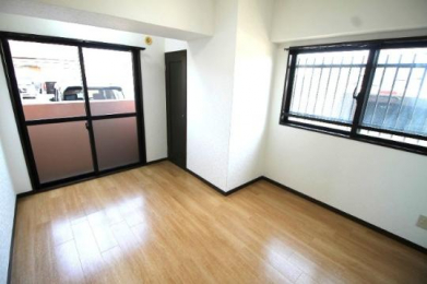 �@���̑������E�X�y�[�X