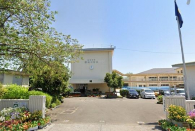 �@�{��s���{�蒆�w�Z:1741m