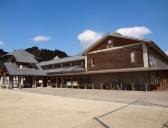 �@�{��s���������w�Z:725m