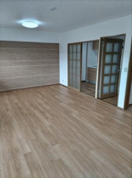 �@�����E���r���O