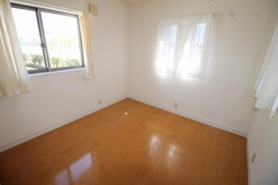 �@���̑������E�X�y�[�X