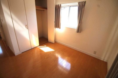 �@���̑������E�X�y�[�X