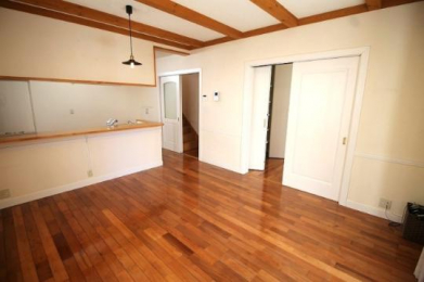 �@�����E���r���O