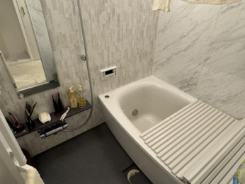 �@�o�X�^�V�����[