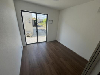 �@���̑������E�X�y�[�X