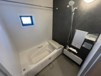 �@�o�X�^�V�����[